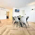 Appartement Luxe Voor 5 Personen 78-2 *